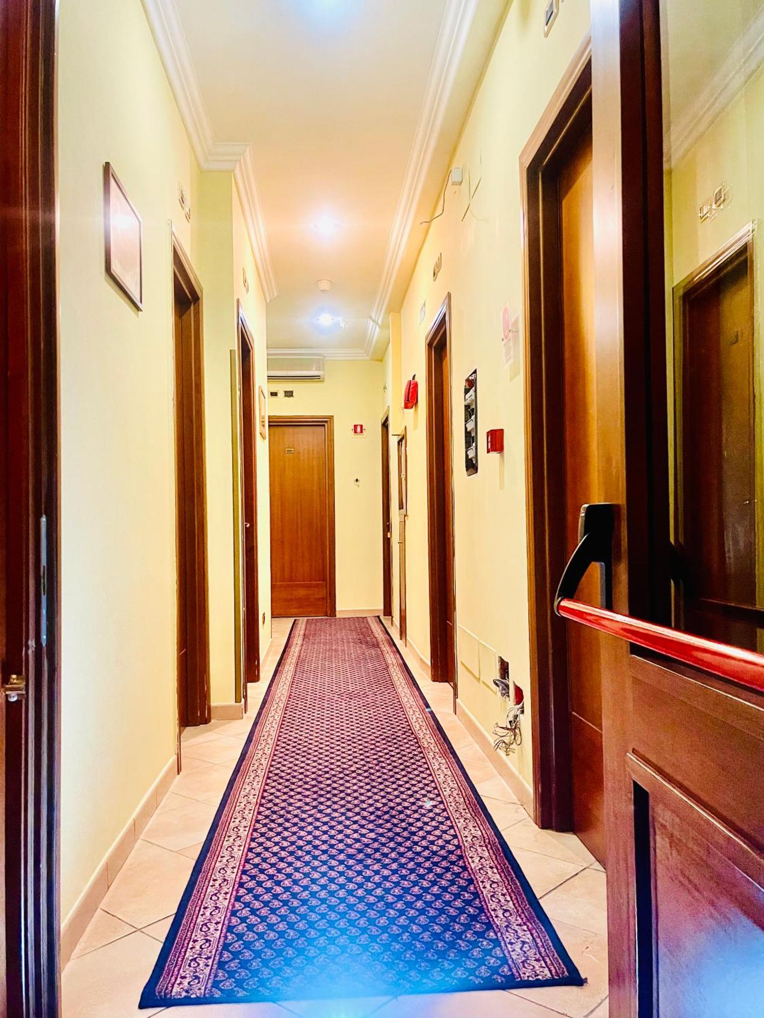 Hotel Rome Place Eksteriør billede
